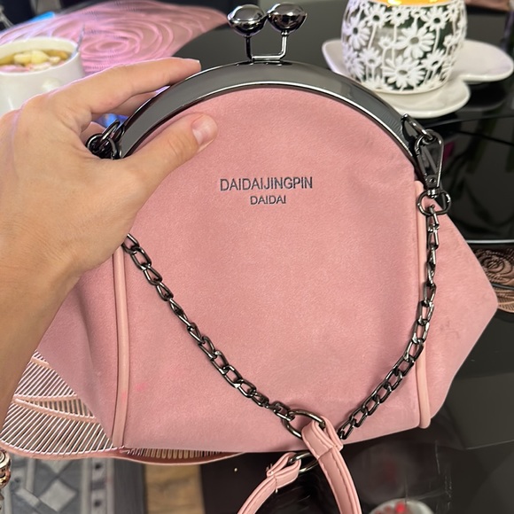 Purse - Picture 2 of 5